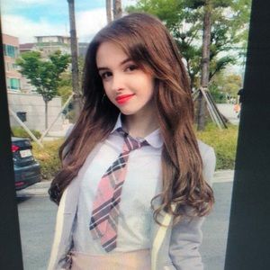 Meet your Posher, Estelle